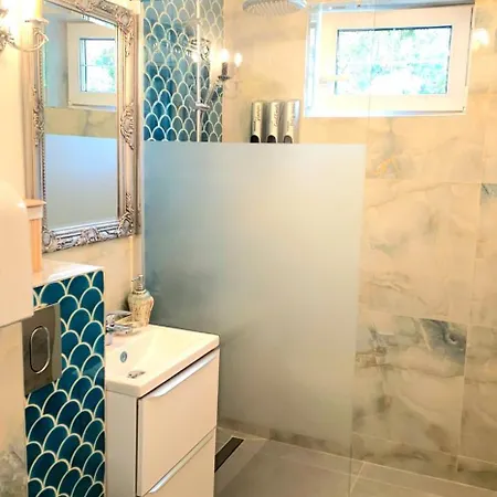 アパート Port Classic Elegant 2 Bedroom Near Port