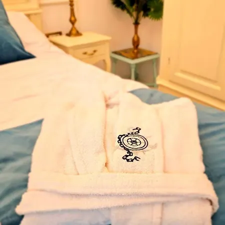 Port Classic Elegant 2 Bedroom Near Port * コンスタンツァ