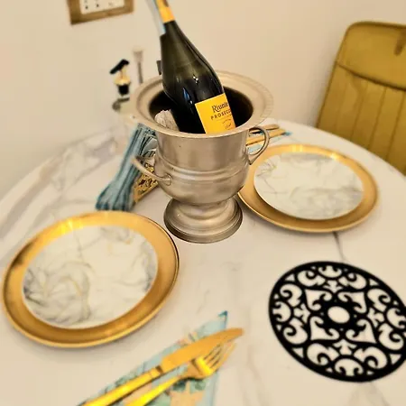 アパート Port Classic Elegant 2 Bedroom Near Port